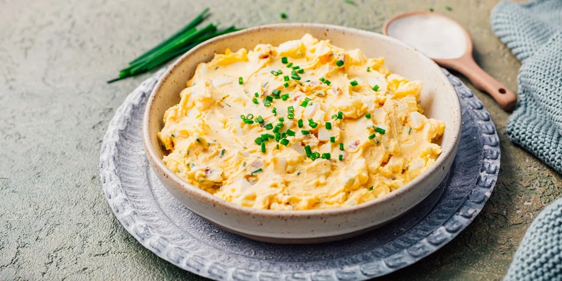 Καλοκαιρινή αυγοσαλάτα- Η συνταγή για το τέλειο πρωτεϊνικό σνακ