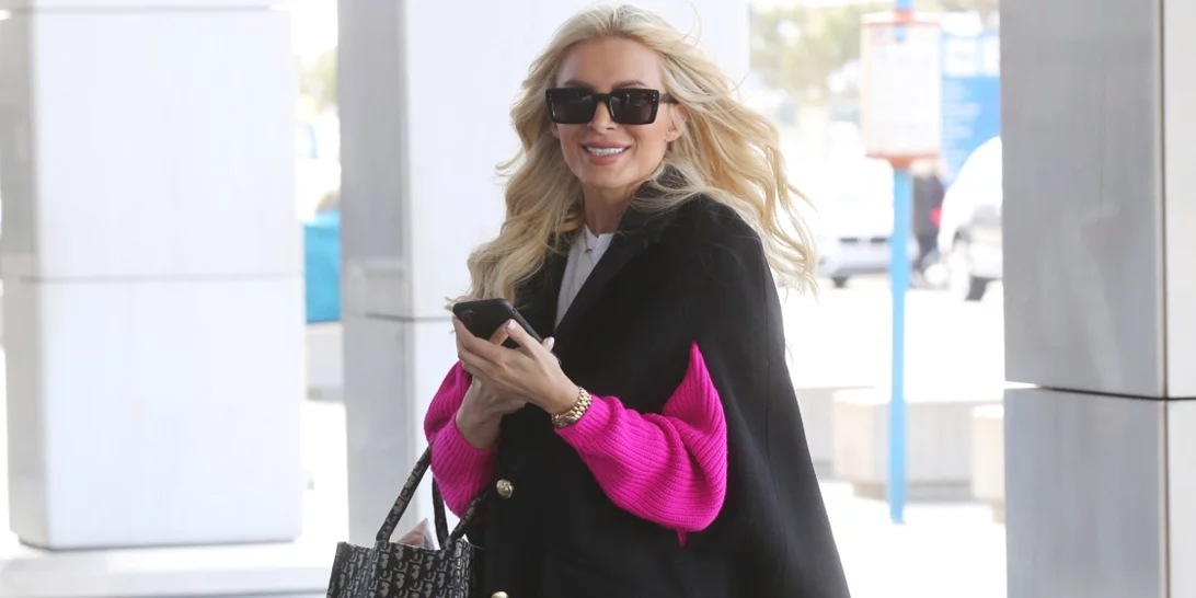 Η Κατερίνα Καινούργιου με το denim κομμάτι που μπορείς να φορέσεις με άπειρους τρόπους