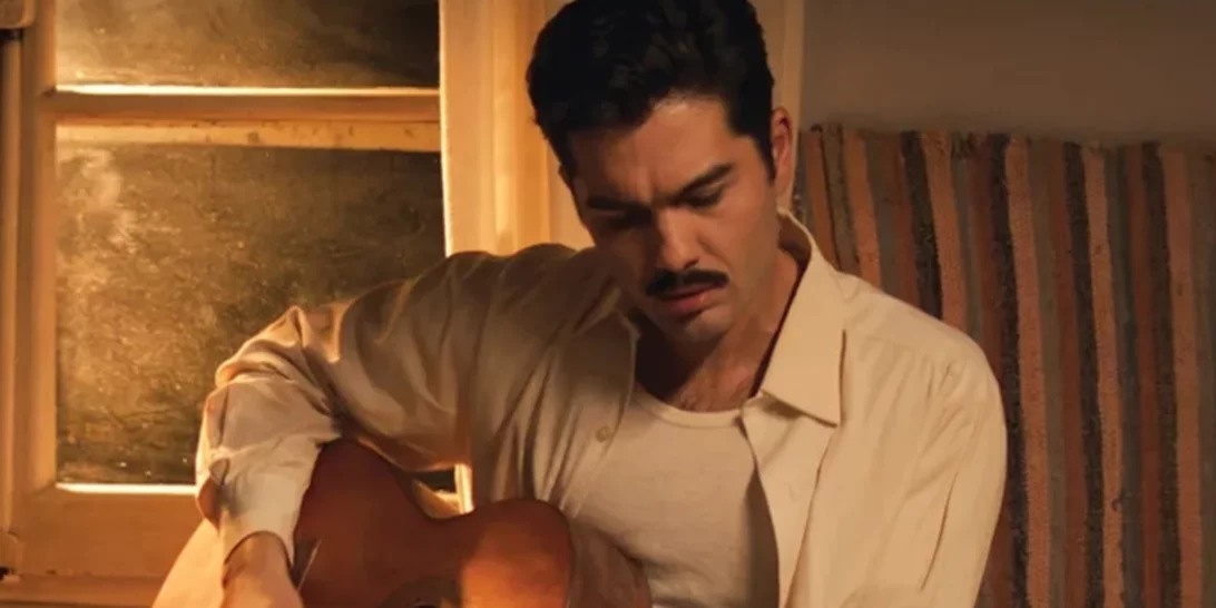 "Υπάρχω"| Δείτε το επίσημο τρέιλερ και τις αφίσες της ταινίας για τον Στέλιο Καζαντζίδη