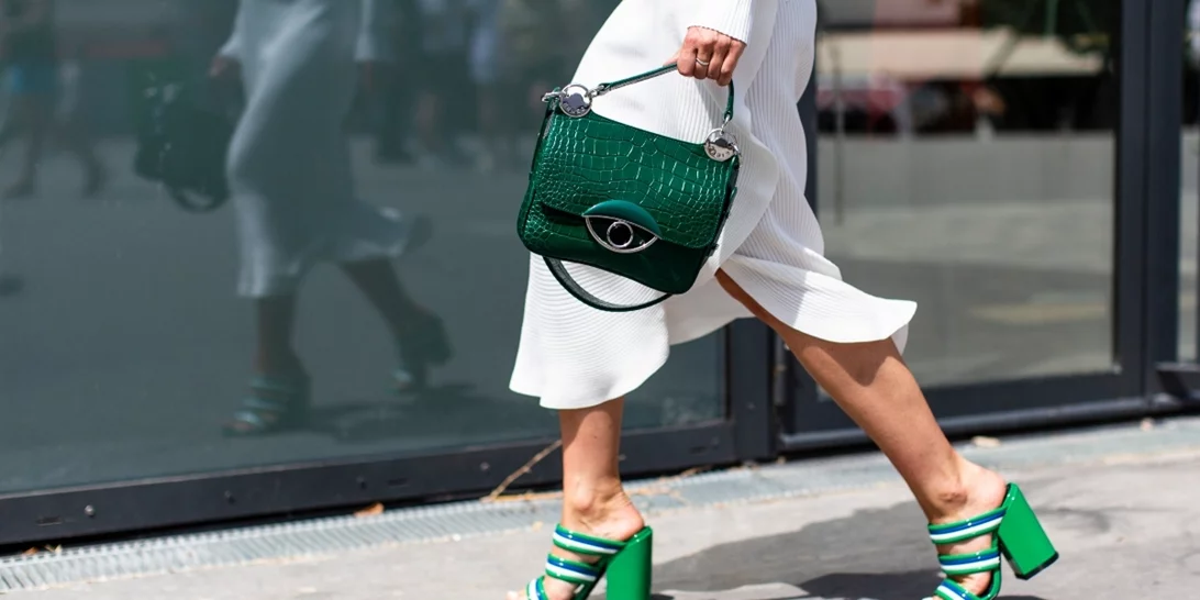 H Carpisa τσάντα που λατρεύουν οι Μιλανέζες αυτή τη φθινοπωρινή σεζόν