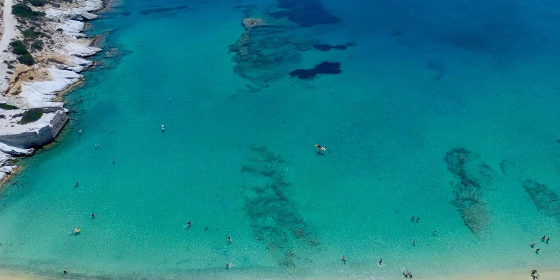 Ρωτήσαμε το ChatGPT πού να πάμε διακοπές το καλοκαίρι χωρίς να δώσουμε μια περιουσία