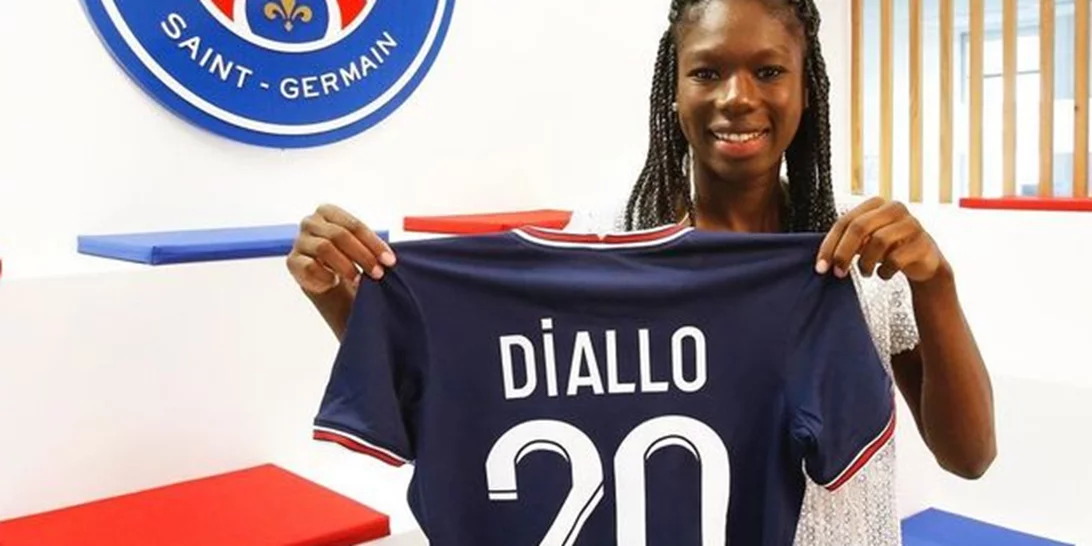 Απίστευτο σκάνδαλο | Διάσημη αθλήτρια έβαλε να επιτεθούν σε συμπαίκτριά της για μία θέση στην 11άδα