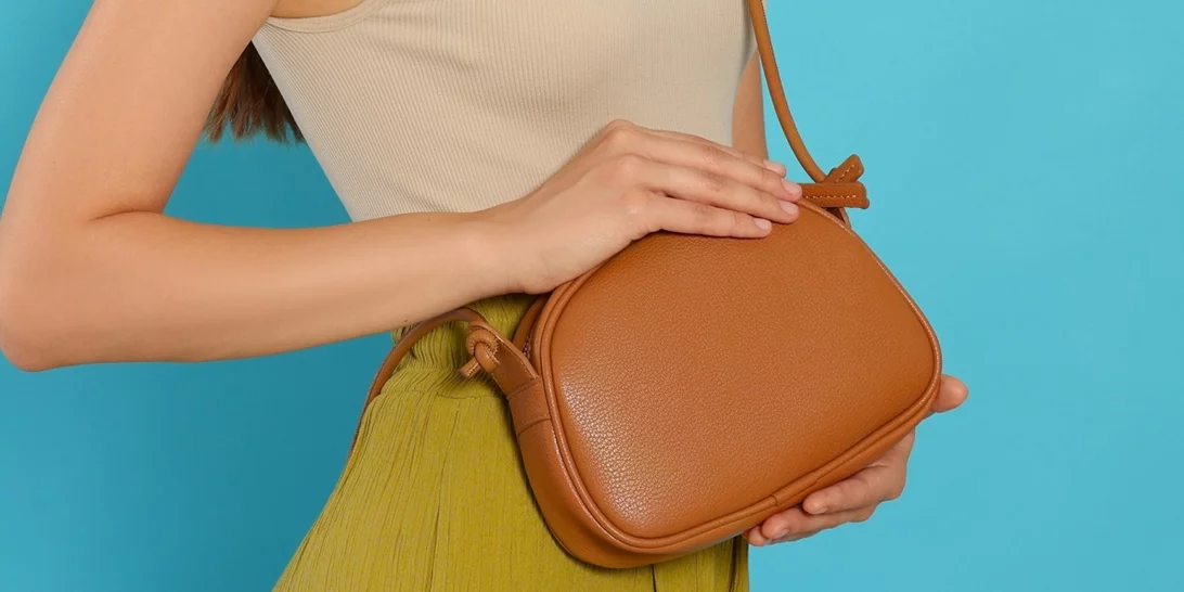 Call Your Manicurist | 10 καλοκαιρινά μανικιούρ που είναι τέλεια για κοντά νύχια