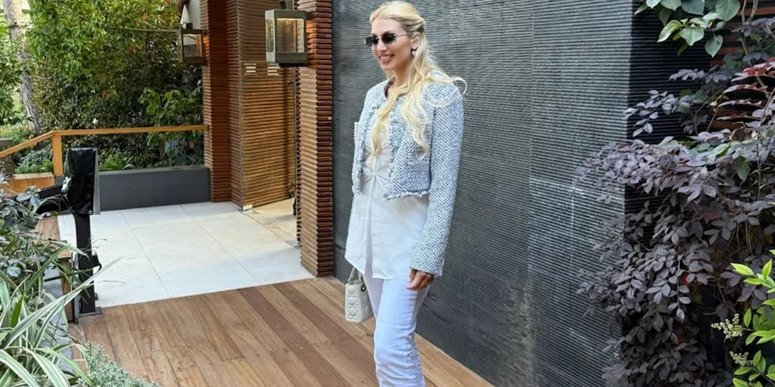 Κωνσταντίνα Σπυροπούλου | Σε disco party πλάι στη θάλασσα