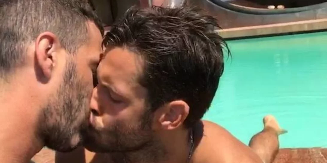 "H τσάντα μου δεν σε θέλει. Μακάρι να ήξερες πόσοι γκέι δουλεύουν για εμένα"