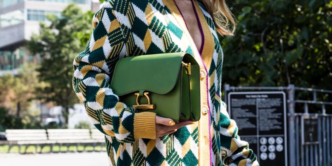 Οι luxury top-handle τσάντες που θα αναβαθμίσουν κάθε σου εμφάνιση