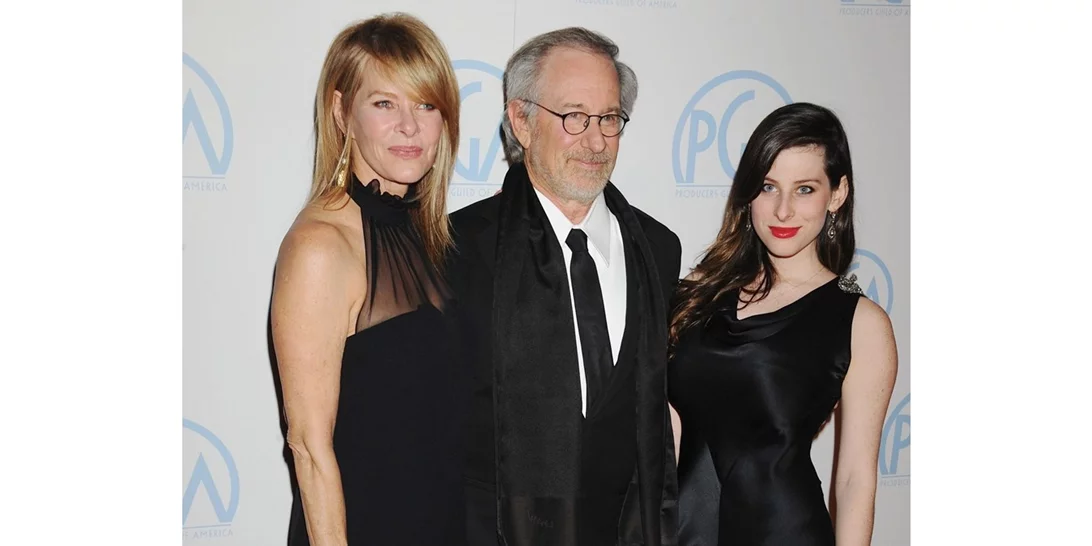 Steven Spielberg | Η γενέθλια φωτογραφία της κόρης του με σέξι φόρεμα