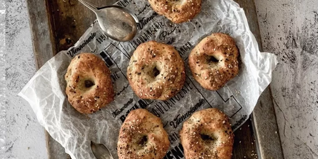 Συνταγή για ψωμί τοστ και κουλούρι - πολύ χαμηλά σε υδατάνθρακες