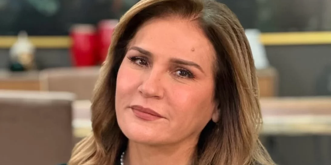 Η Μπέσσυ Μάλφα με νέο χρώμα μαλλιών | Η αλλαγή που την ανανέωσε πλήρως