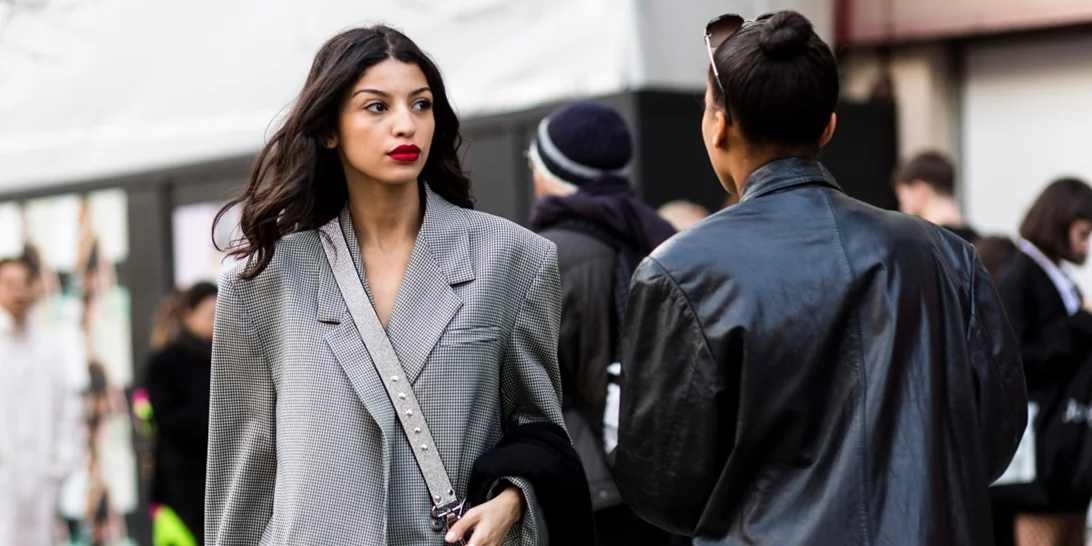 3 σημάδια που δείχνουν πως η γκαρνταρόμπα σου χρειάζεται ανανέωση