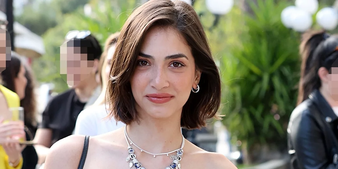 Η Αντιγόνη Νεοφύτου με το little black dress που θα φοράς από το πρωί μέχρι το βράδυ