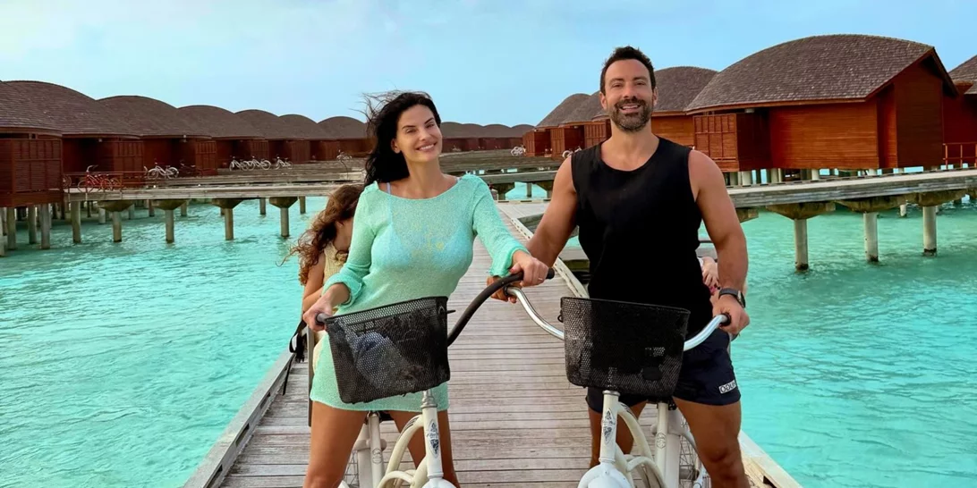 Νέοι και ερωτευμένοι | Η Χριστίνα Μπόμπα και ο Σάκης Τανιμανίδης στην πρώτη τους φωτογραφία, πριν από 10 χρόνια