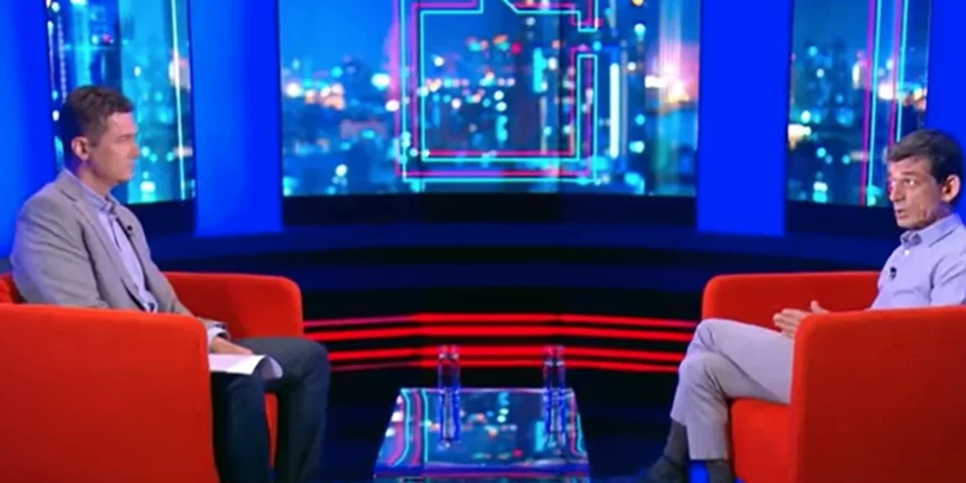 Αποκαλυπτικός Καρανίκας | Το "σκάουτινγκ" στον Τσίπρα, ο Άδωνις και τα "επιστημονικά" ναρκωτικά