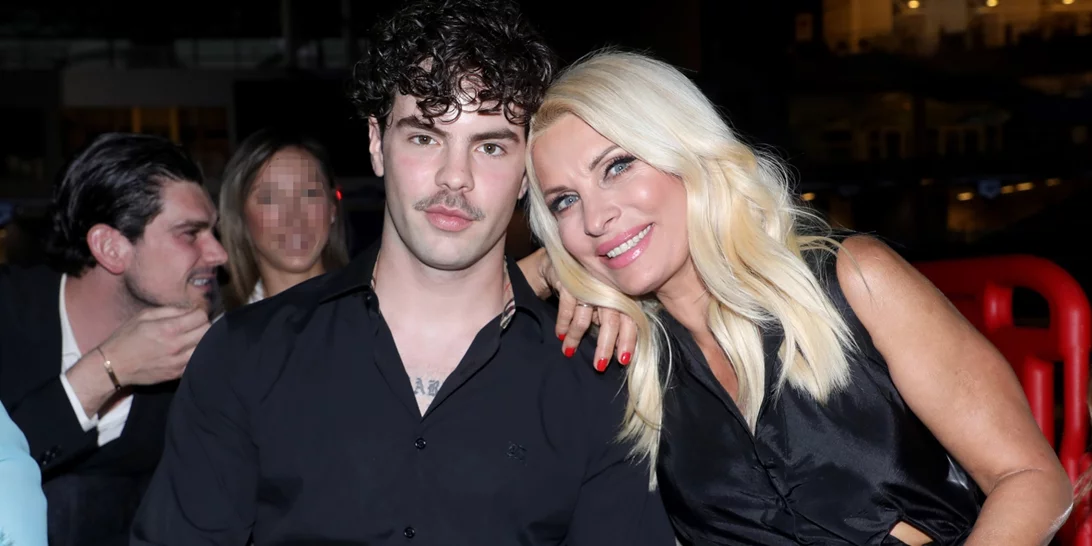 Ο Άγγελος Λάτσιος ευχήθηκε στην Ελένη Μενεγάκη: "Για μένα μαμά"