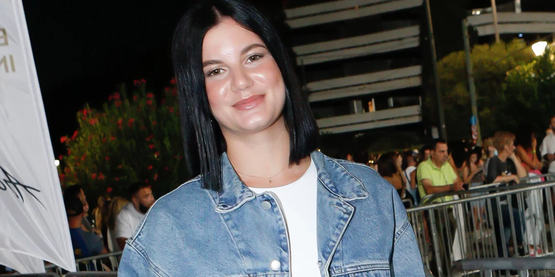 Η Αλίκη Καραμανλή με τα ιδανικά παπούτσια για τη μεταβατική περίοδο του φθινοπώρου