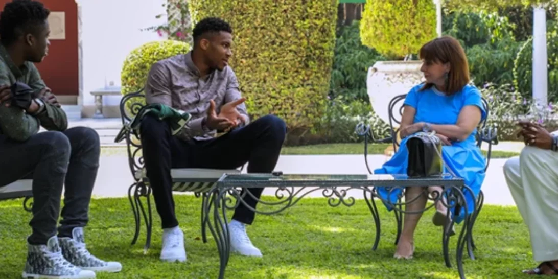 Οι Αντετοκούνμπο στο Προεδικό με την Σακελλαροπούλου: "Ξέρω ότι πάντα νιώθατε Έλληνες"