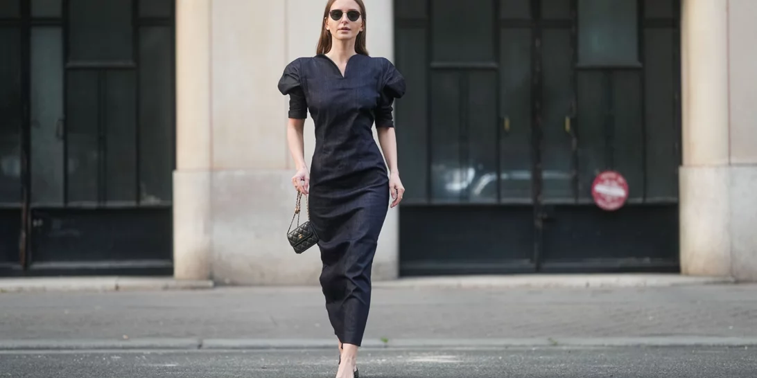 Το denim φόρεμα από τη Massimo Dutti που φοράς από το πρωί ως το βράδυ όλο το καλοκαίρι