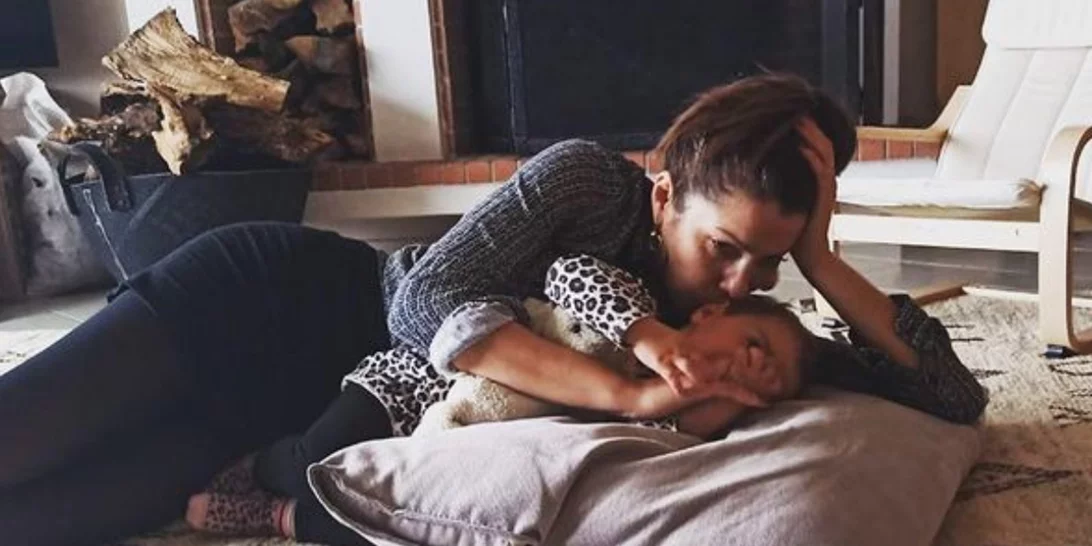 Κλέλια Ρένεση | "Τρία χρόνια μάνα! Και τα στραβά μου συγχωρέστε μου…"