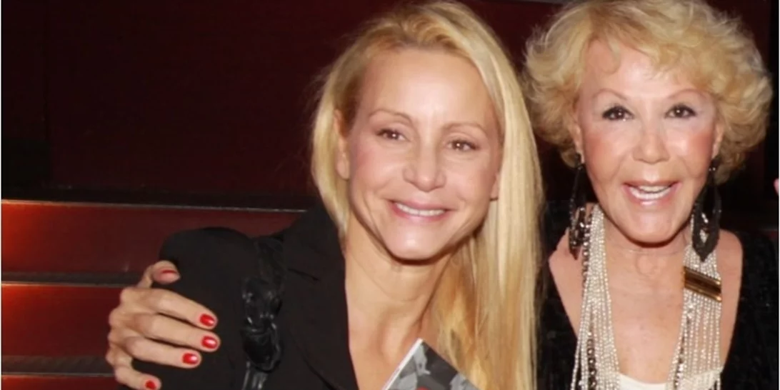 Μάρθα Κουτουμάνου | Σε οικονομική ασφυξία η κόρη της Ζωής Λάσκαρη - "Αυτή η γυναίκα δεν ζει, δεν έχει έσοδα από πουθενά"