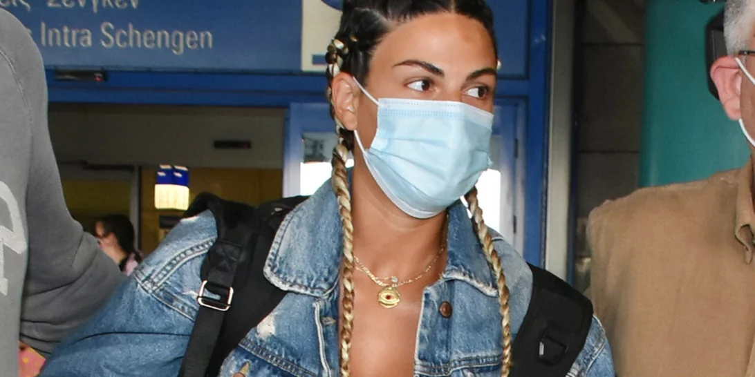 Χριστίνα Κεφαλά | Η εμφάνιση με το νέο της hair look στο αεροδρόμιο - Οι πρώτες δηλώσεις μετά την άφιξή της στην Ελλάδα