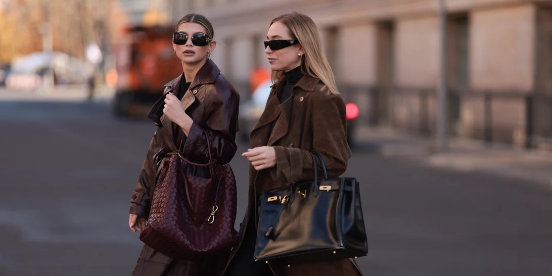 "Το τέλειο καφέ παλτό από Zara" | Οι fashionistas επέλεξαν το ιδανικό πανωφόρι για τον χειμώνα