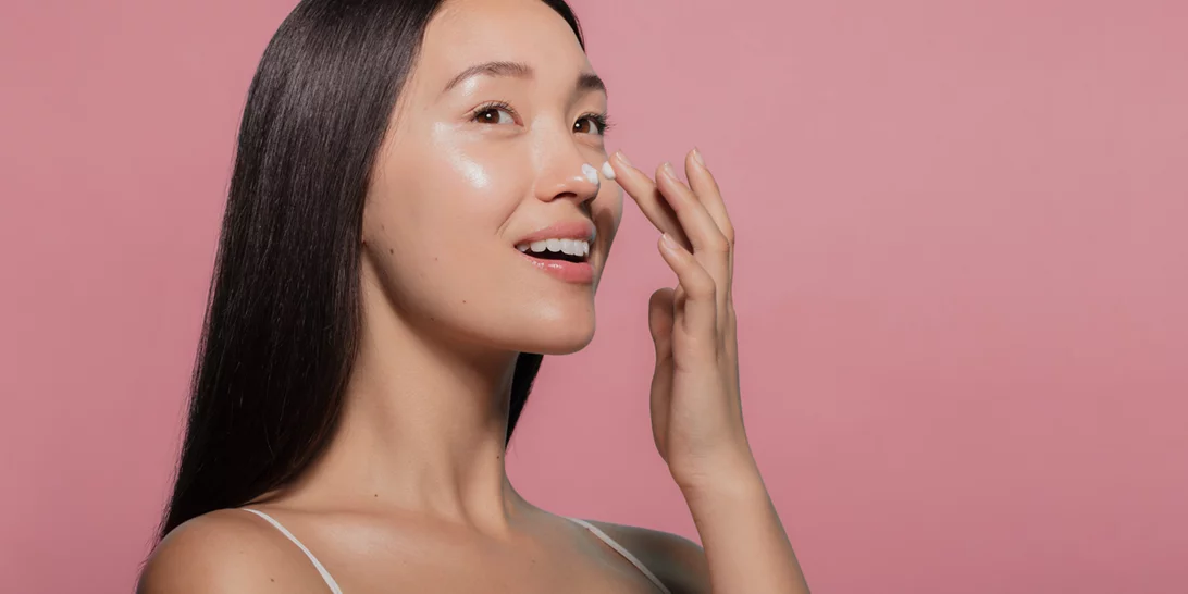 Η εύκολη ρουτίνα για μύτη χωρίς έντονους πόρους σε μία μόλις εβδομάδα