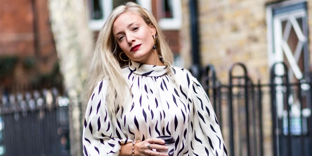 10 midi φορέματα από τη Zara για να ανανεώσεις στο στιλ σου τη μεταβατική περίοδο