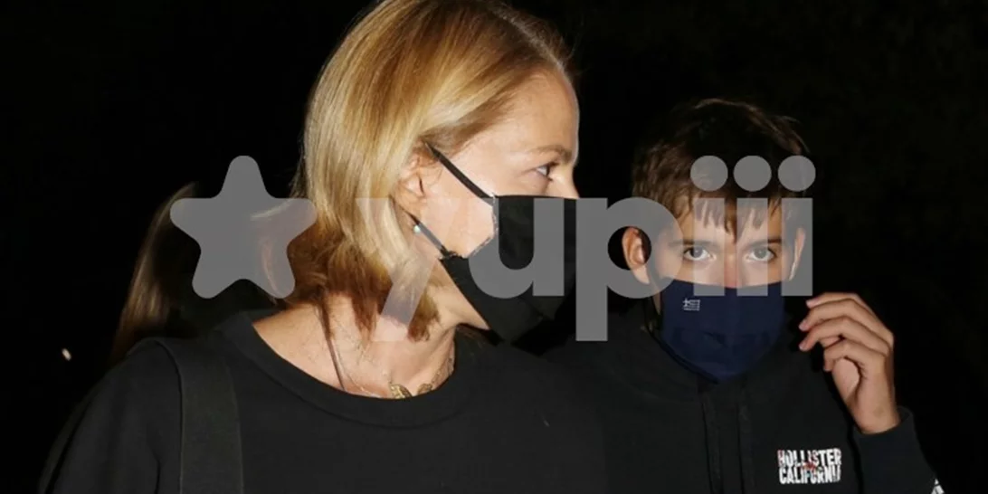 Η Τζένη Μπαλατσινού σε σπάνια δημόσια εμφάνιση με τον γιο της, Μάξιμο
