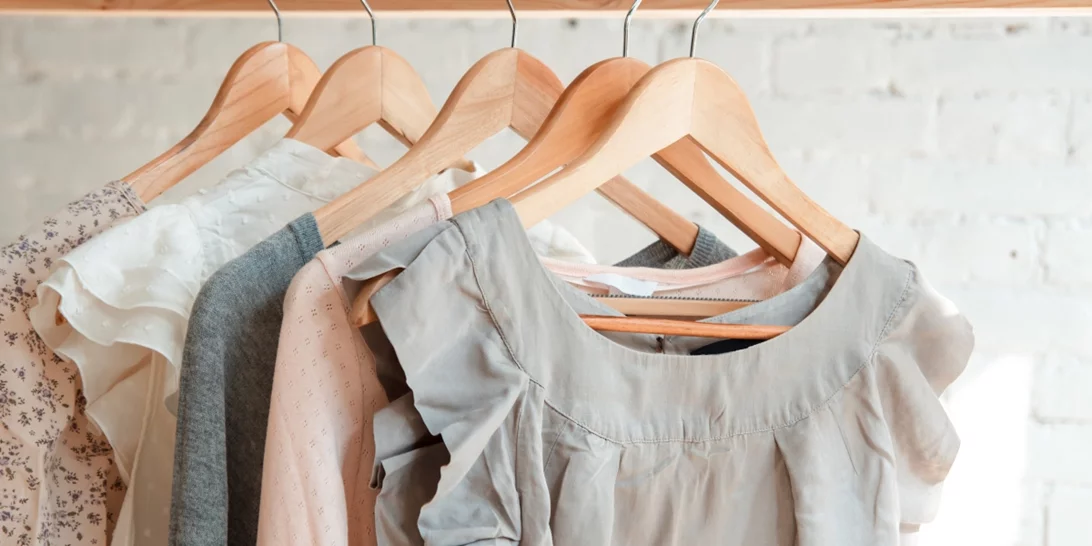 Τα 5 +1 λινά κομμάτια που δεν πρέπει να λείπουν από την καλοκαιρινή σας γκαρνταρόμπα