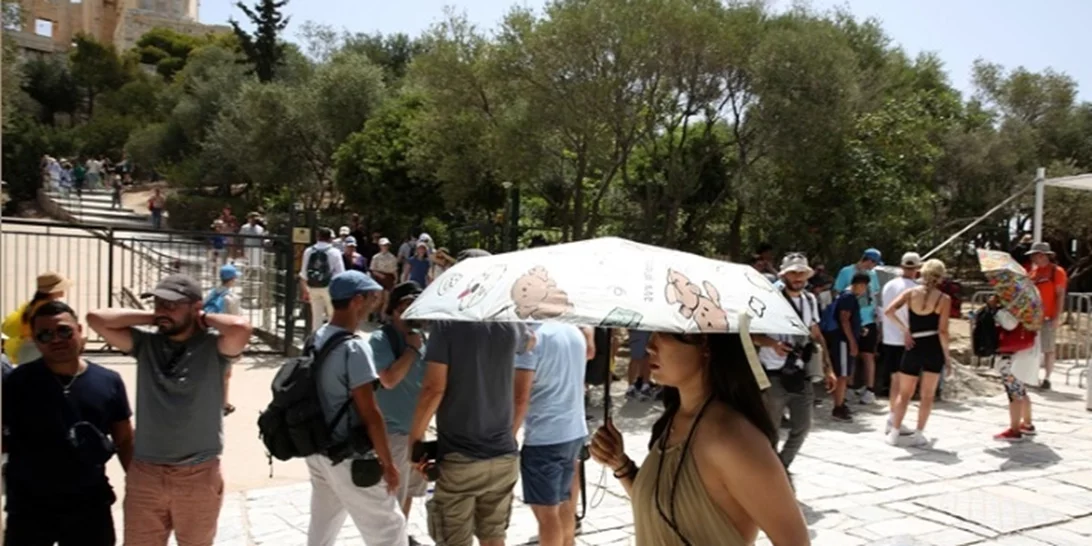 Κλειστή η Ακρόπολη 12:00 - 17:00 λόγω καύσωνα