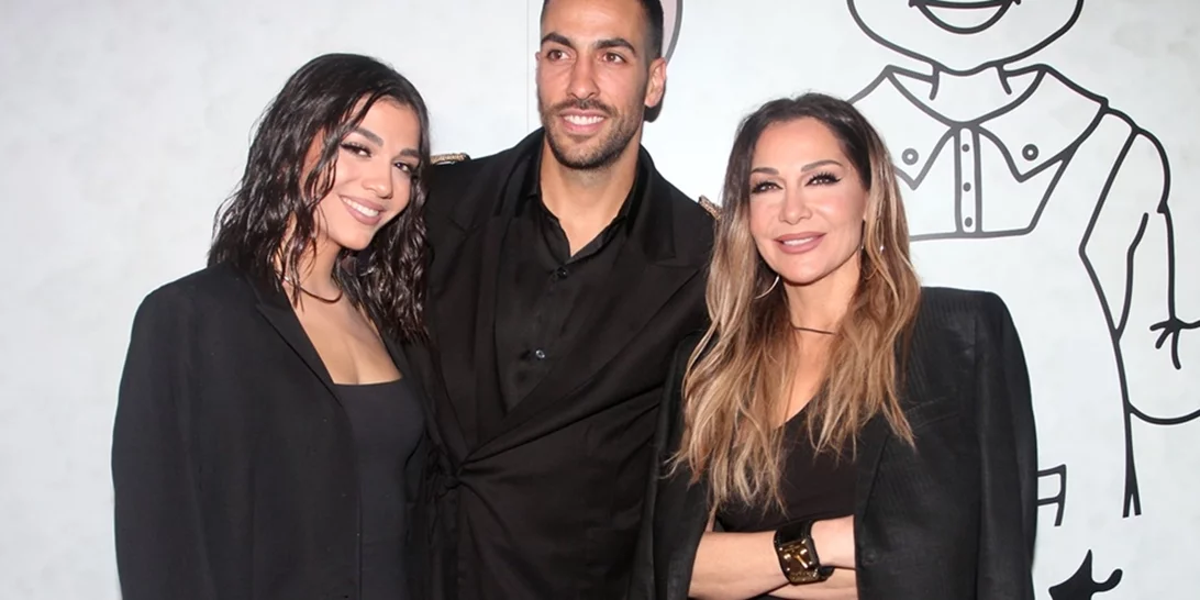 Η Δέσποινα Βανδή με κολάν και μπουστάκι στο γυμναστήριο με τον Αλέξανδρο Πολυχρονιάδη