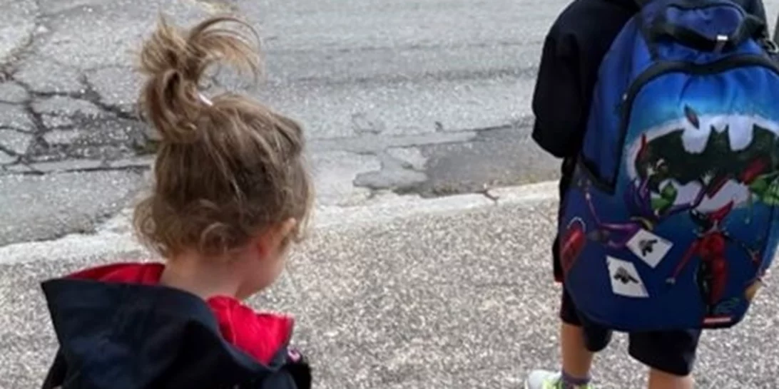 Back to school | Οι Έλληνες celebrities συνοδεύουν τα παιδιά τους την πρώτη μέρα στο σχολείο