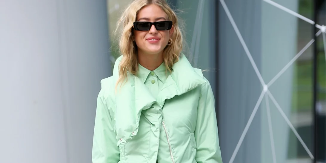 Αυτά είναι τα πιο ξεχωριστά και διάσημα flat παπούτσια φέτος την άνοιξη