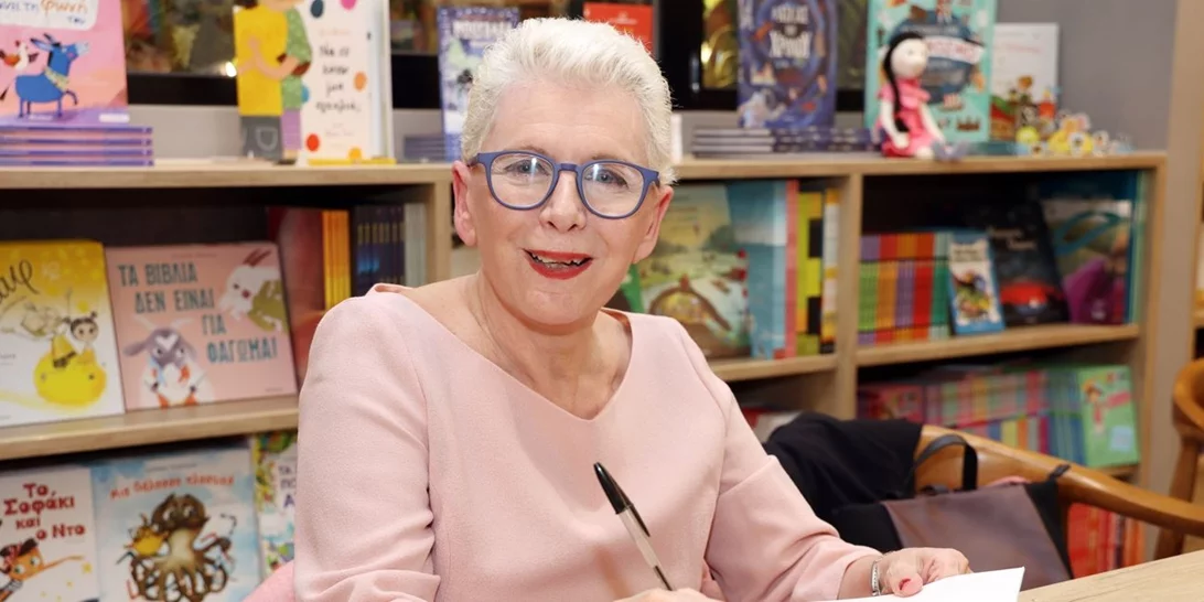 "Δεν με ενοχλεί το γριά. Δεν με ενοχλεί το τρελή. Με ενοχλεί που πιστεύουν πως θα φορούσα ποτέ ένα τόσο άθλιο σακάκι"