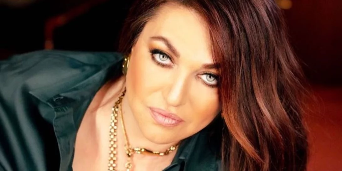 Time machine για την Καίτη Γαρμπή | Έχει δοκιμάσει όλα τα χρώματα στα μαλλιά της