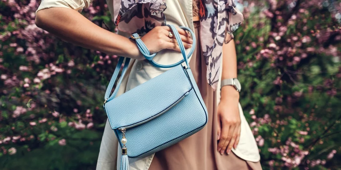 Μπήκε ο Μάιος | 10 ανοιξιάτικα μανικιούρ για να διαλέξεις τι θα κάνεις αυτόν το μήνα στα νύχια σου