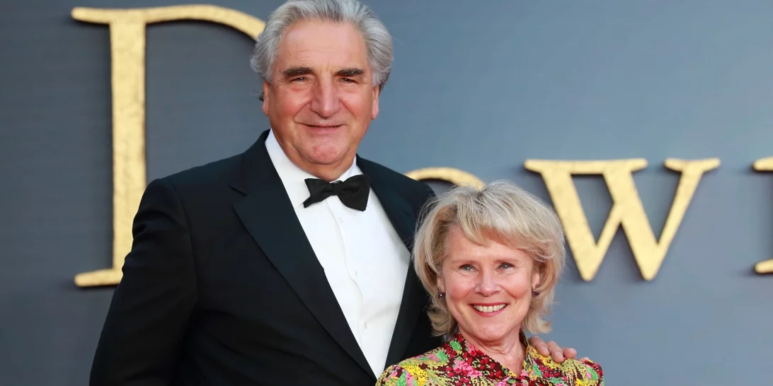 Imelda Staunton | Δηλώνει "τρομοκρατημένη" που θα υποδυθεί την βασίλισσα Ελισάβετ στο "The Crown"