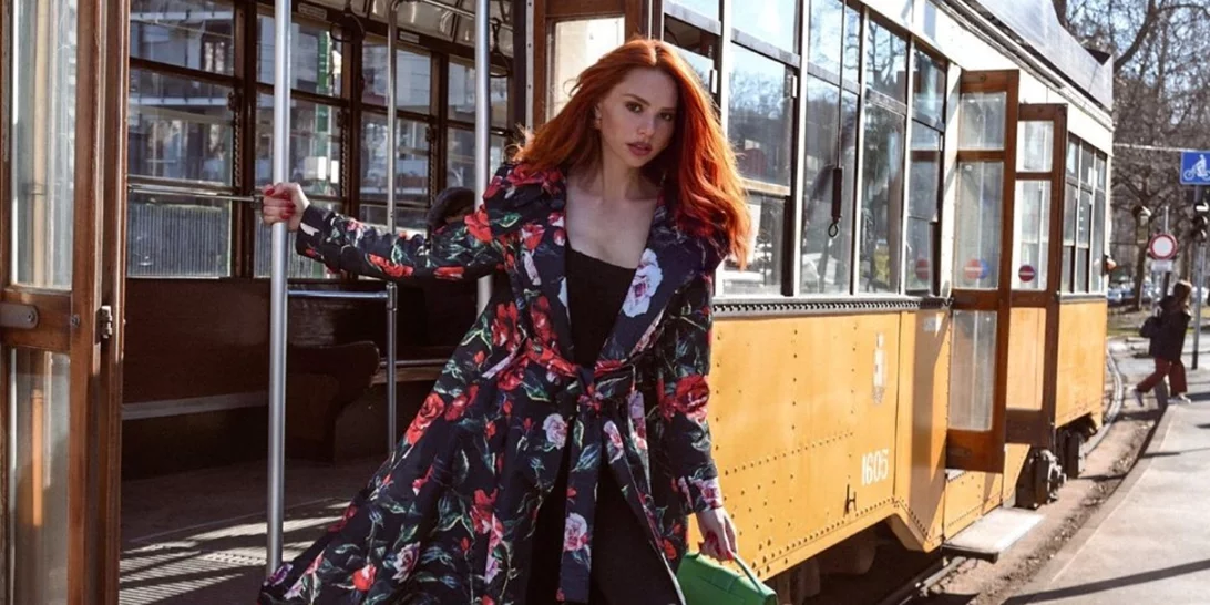 Η Έβελυν Καζαντζόγλου στην Εβδομάδα Μόδας του Μιλάνου | Όλες οι εμφανίσεις της