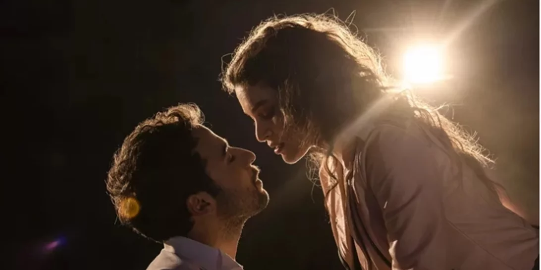 "Ρωμαίος και Ιουλιέτα" | Ελλάδα και Τουρκία ανεβάζουν από κοινού την ερωτική τραγωδία του Σαίξπηρ