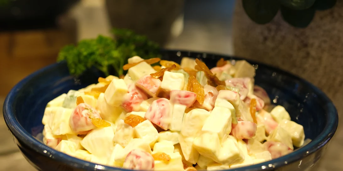 Πατατοσαλάτα με γιαούρτι | Η πιο light εκδοχή με ανεπανάληπτη γεύση από την Αργυρώ Μπαρμπαρίγου