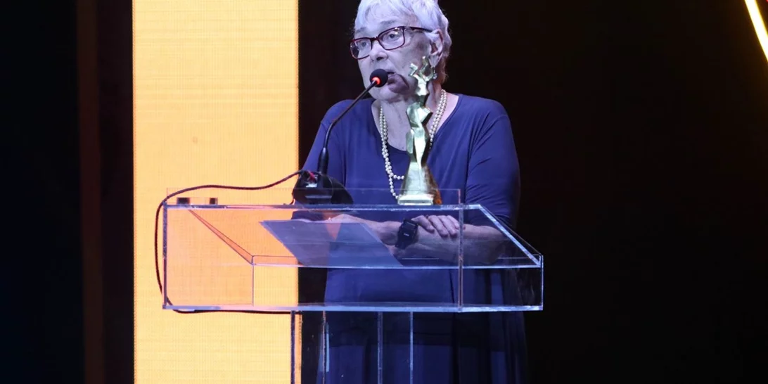 Ξένια Καλογεροπούλου |  Θεατρική πρεμιέρα για τη μεγάλη πρωταγωνίστρια