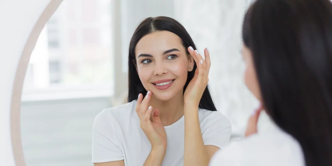 5 ολοκαίνουρια προϊόντα για τη φροντίδα της λιπαρής επιδερμίδας