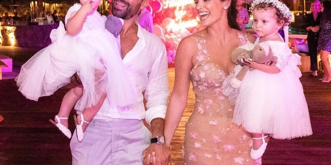 Αριάνα και Φιλίππα Τανιμανίδη | Δεν πάνε πουθενά χωρίς το μαροκινό τους πασούμι