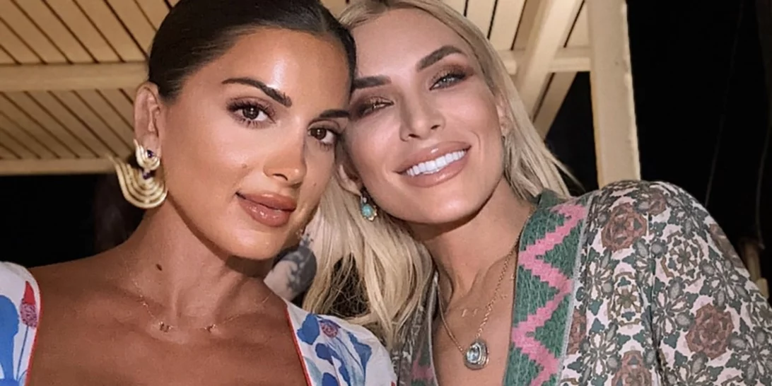 Σταματίνα Τσιμτσιλή και Κατερίνα Καινούργιου νυχτοπερπάτησαν στην Πάρο