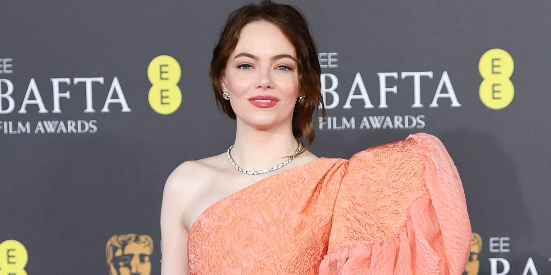 Το hair trend που επικράτησε στα BAFTAs '24 χαρίζει έναν αέρα πολυτέλειας σε κάθε τύπο μαλλιών