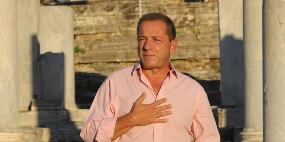 "Ο Λιγνάδης προσπαθεί να τρομοκρατήσει τα θύματα και τους μάρτυρες", καταγγέλλει ο δικηγόρος των θυμάτων