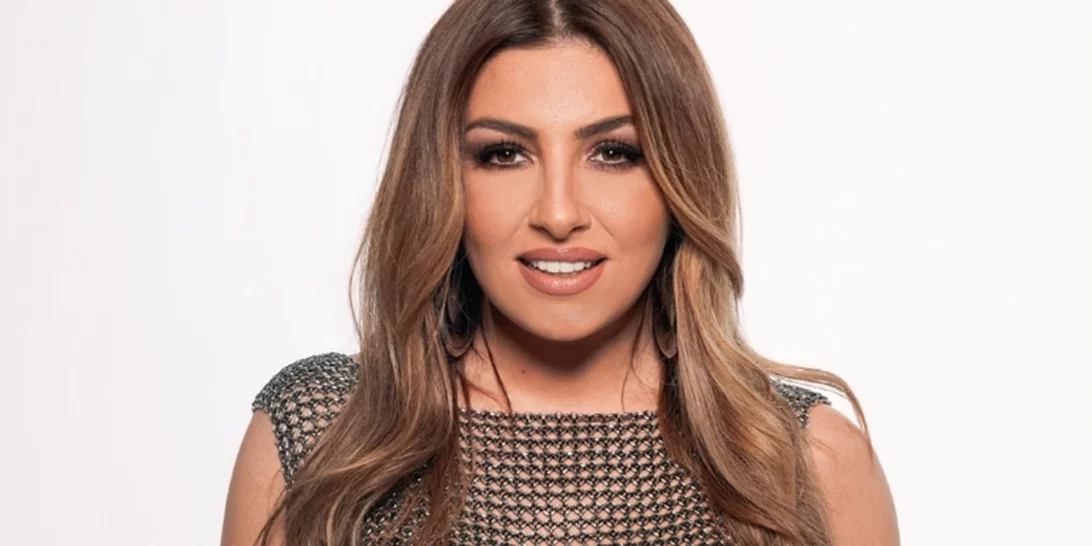 Η εμφάνιση της απόλυτης λάμψης | Η Έλενα Παπαρίζου στη Eurovision με Vrettos Vrettakos δημιουργία με 1 εκατ. κρυστάλλους