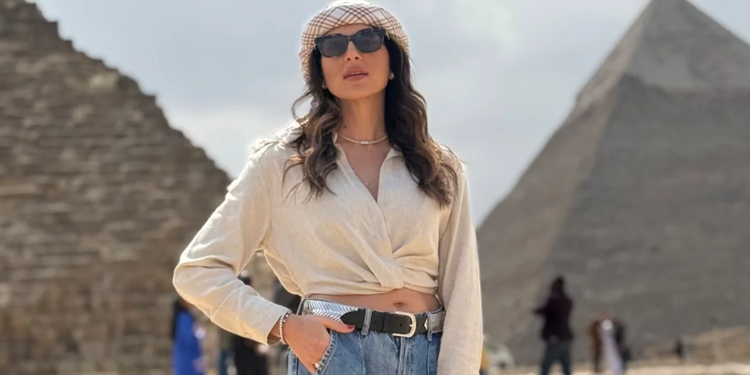 Η Σταματίνα Τσιμτσιλή φόρεσε το απόλυτο safari look στο Κάιρο | Το cargo παντελόνι και το τουρμπάνι