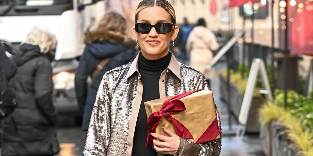 Οι sequin bags που θα κρατήσεις στα πάρτι των γιορτών