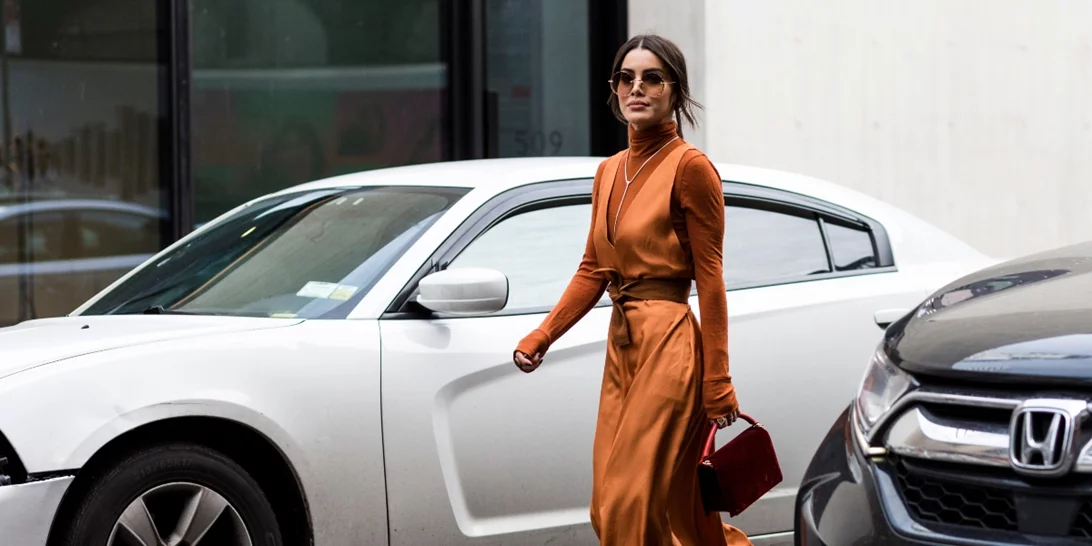 Ζεσταίνεσαι συνέχεια; | Να πως θα ντυθείς φθινοπωρινά χωρίς να ''σκας'' κάθε μέρα